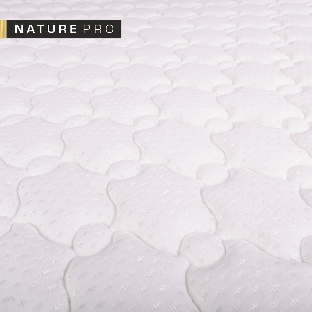 Kozynap Nature Pro Close-Up View Standard Variant Jacquard Fabric with QRV Foam Quilting Texture